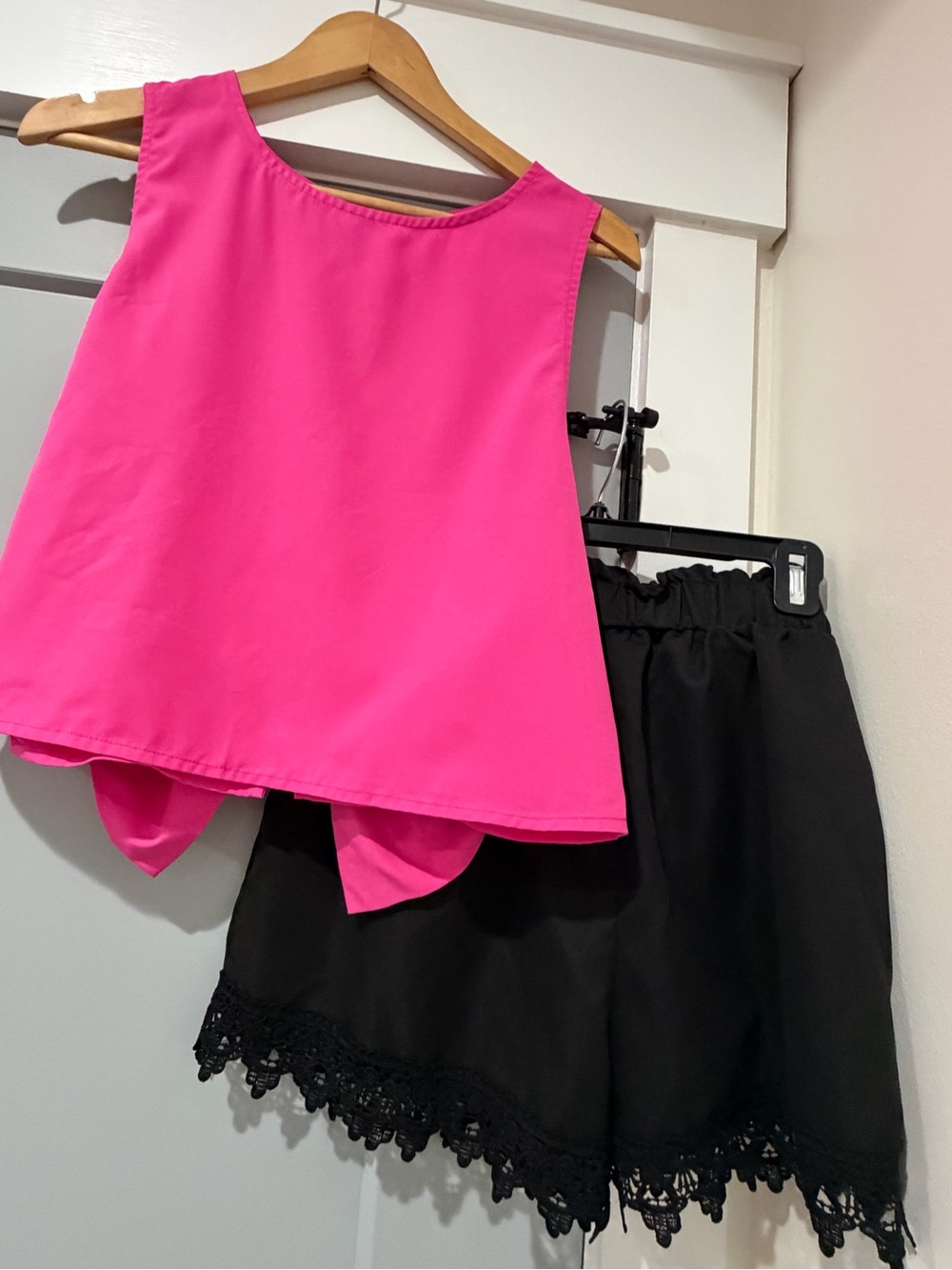 SHEIN Hot Pink Sleeveless A-Line Crop Top